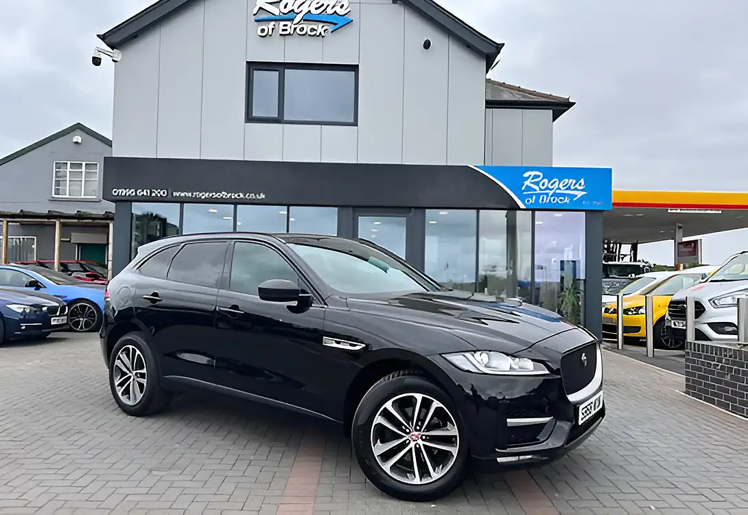 Used 2019 Jaguar F-Pace R-Sport Black - Interior and Exterior details 2