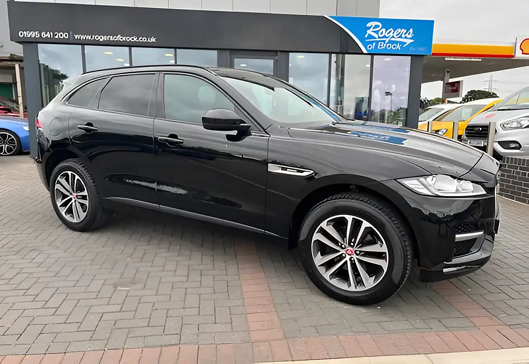 Used 2019 Jaguar F-Pace R-Sport Black - Interior and Exterior details 8