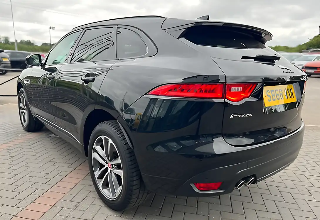 Used 2019 Jaguar F-Pace R-Sport Black - Interior and Exterior details 9