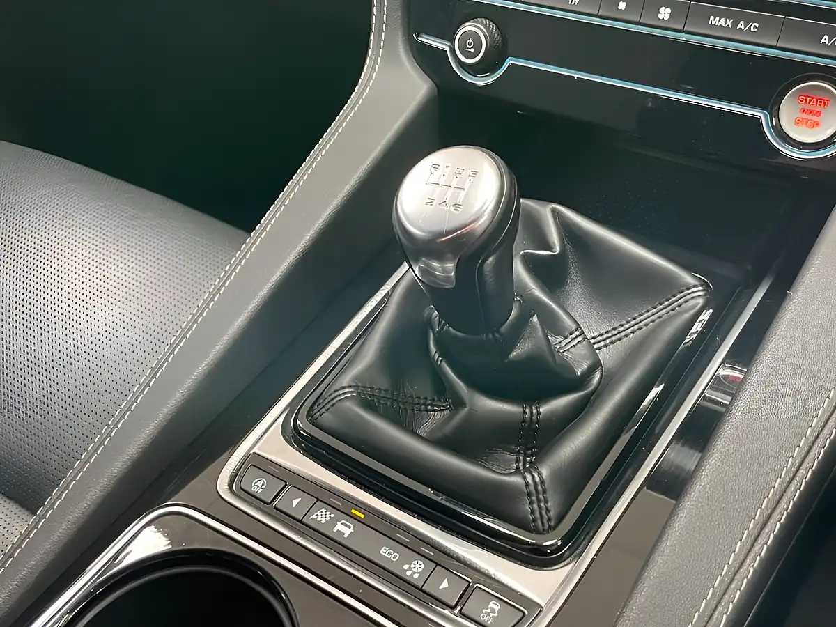 Used 2019 Jaguar F-Pace R-Sport Black - Interior and Exterior details 20