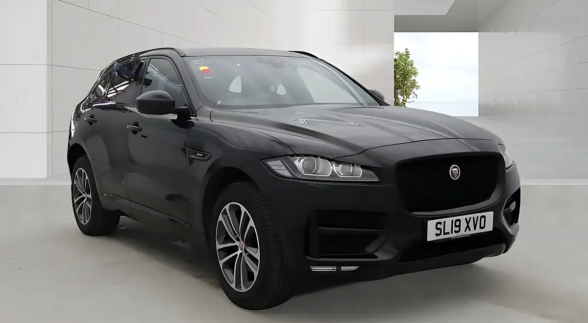 Used 2019 Jaguar F-Pace R-Sport Black - Front View