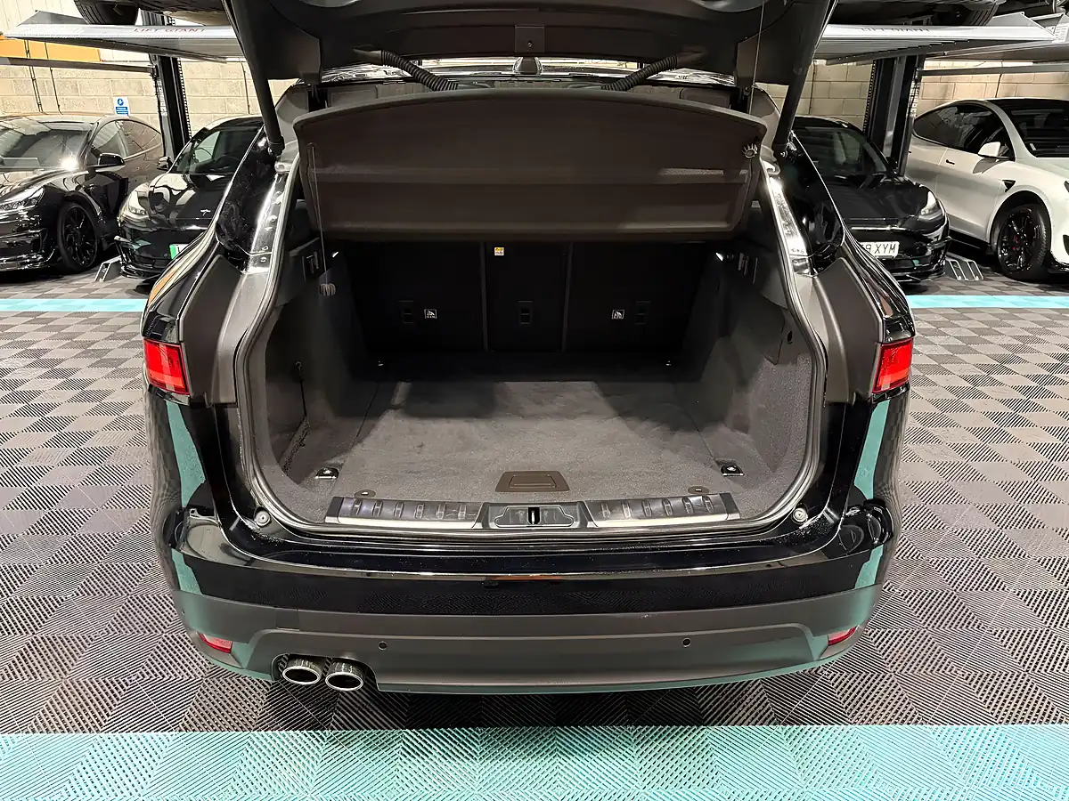 Used 2019 Jaguar F-Pace R-Sport Black - Interior and Exterior details 14