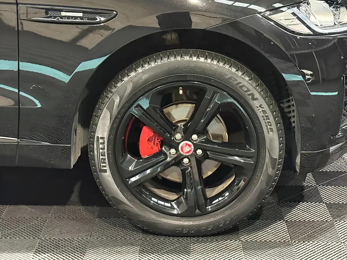 Used 2019 Jaguar F-Pace R-Sport Black - Interior and Exterior details 11