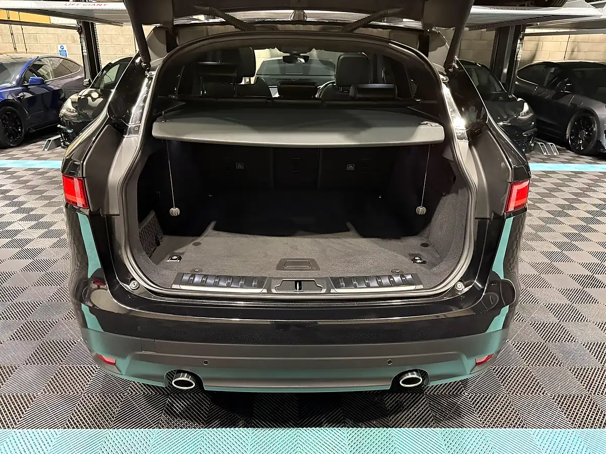 Used 2019 Jaguar F-Pace R-Sport Black - Interior and Exterior details 14