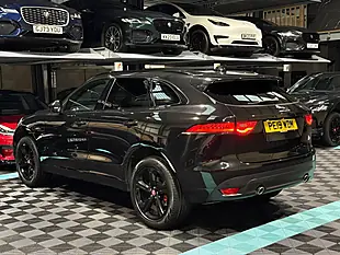 Used 2019 Jaguar F-Pace R-Sport Black - Interior and Exterior details 6