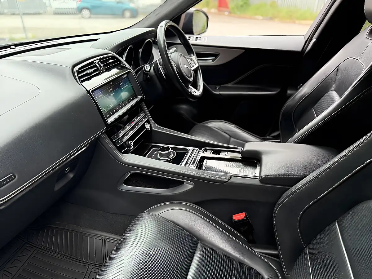 Used 2019 Jaguar F-Pace R-Sport Black - Interior and Exterior details 14