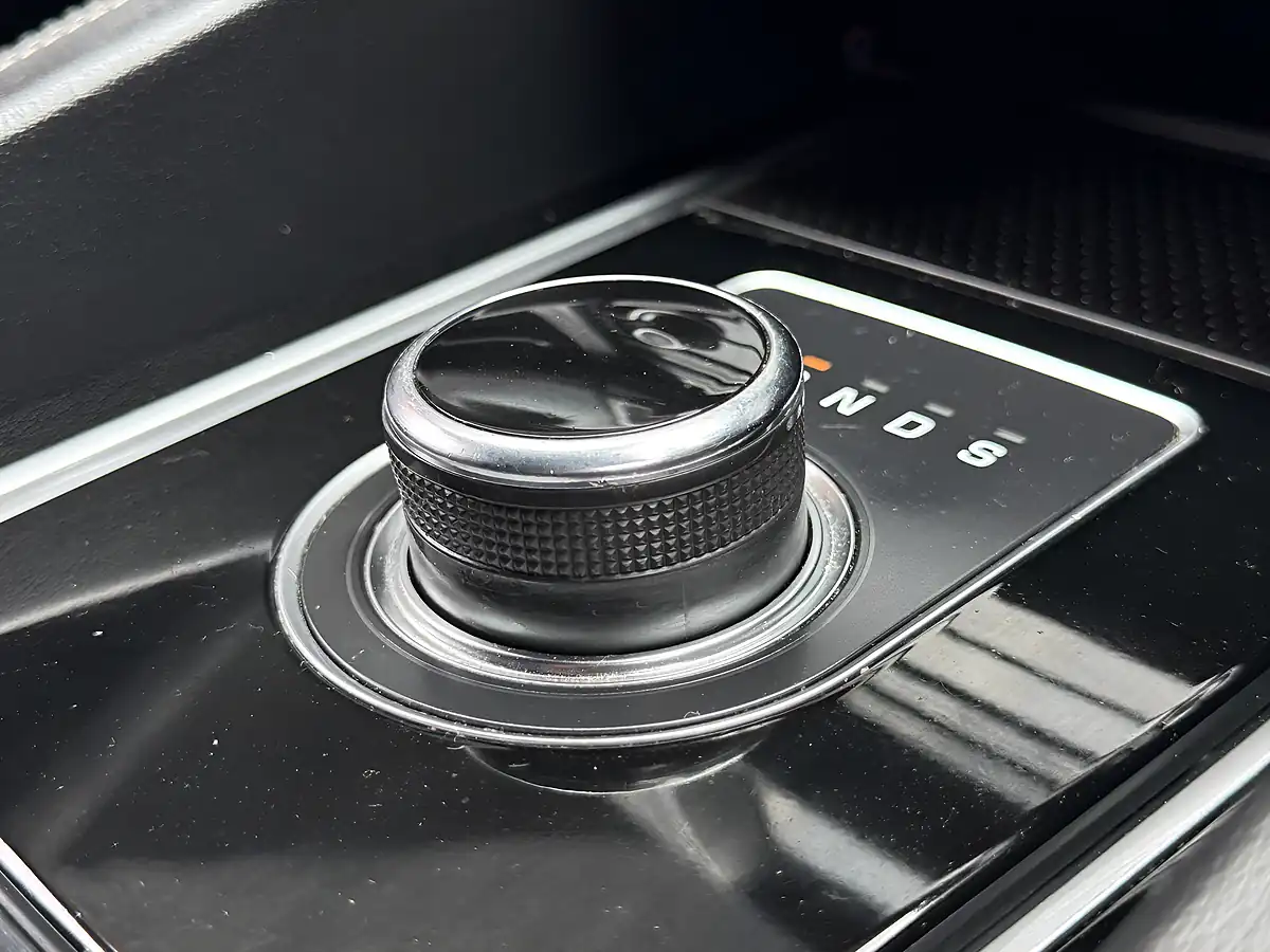 Used 2019 Jaguar F-Pace R-Sport Black - Interior and Exterior details 17