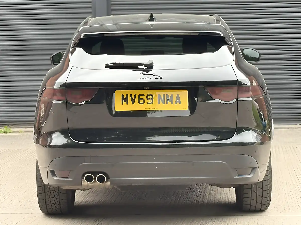 Used 2019 Jaguar F-Pace R-Sport Black - Interior and Exterior details 8