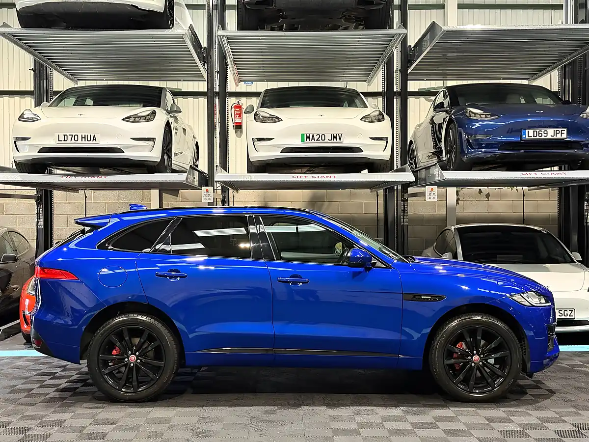 Used 2019 Jaguar F-Pace R-Sport Blue - Interior and Exterior details 10
