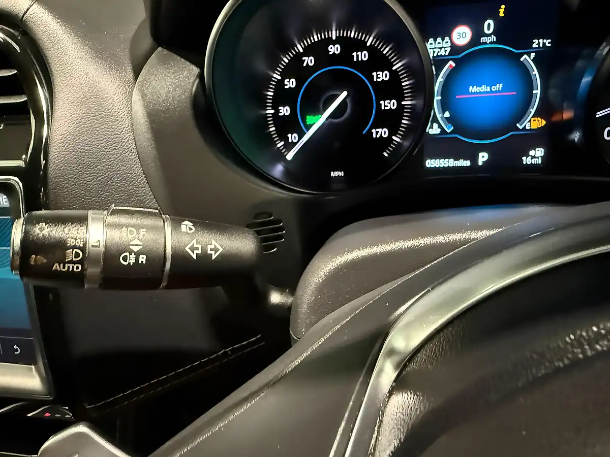 Used 2019 Jaguar F-Pace R-Sport Blue - Interior and Exterior details 17