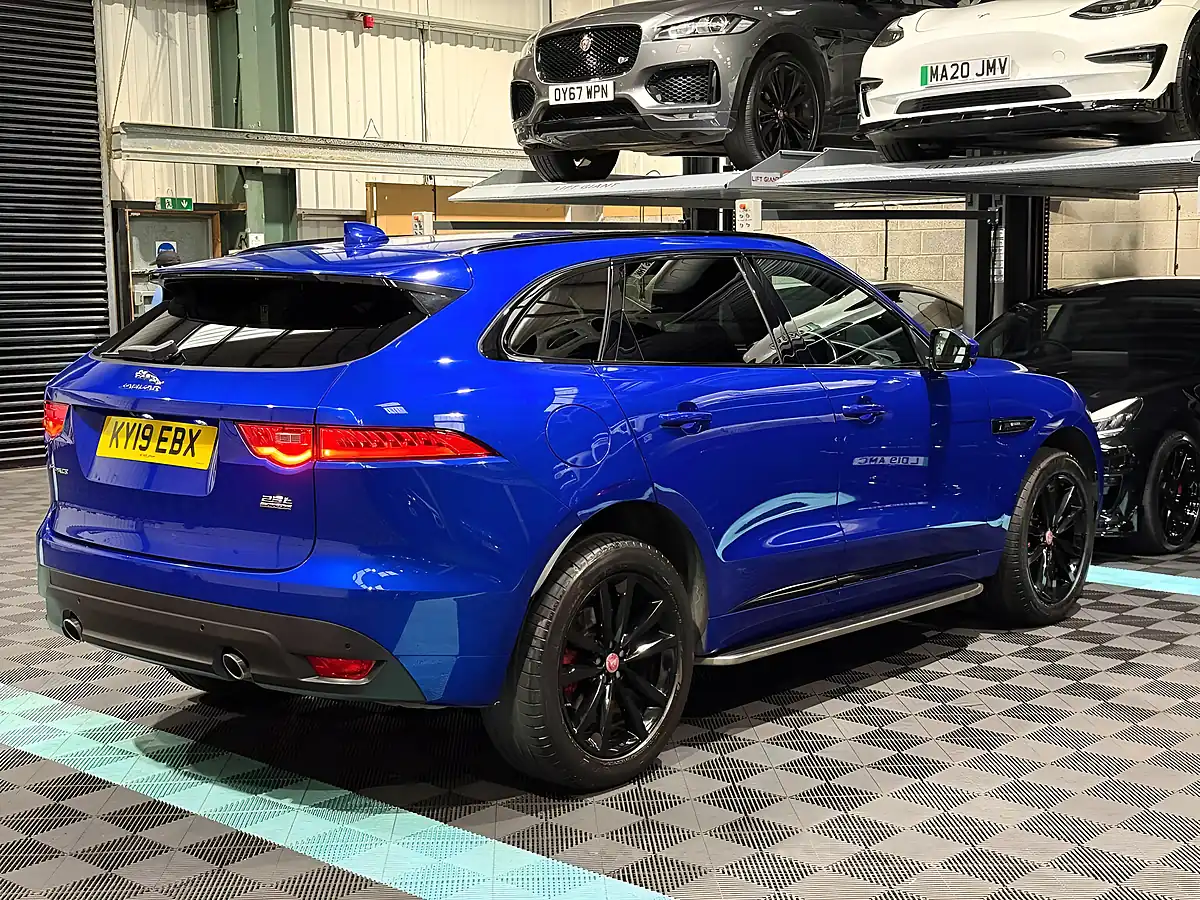 Used 2019 Jaguar F-Pace R-Sport Blue - Interior and Exterior details 9