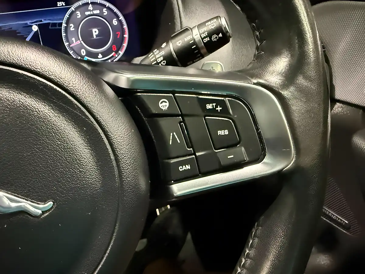 Used 2019 Jaguar F-Pace R-Sport Blue - Interior and Exterior details 18