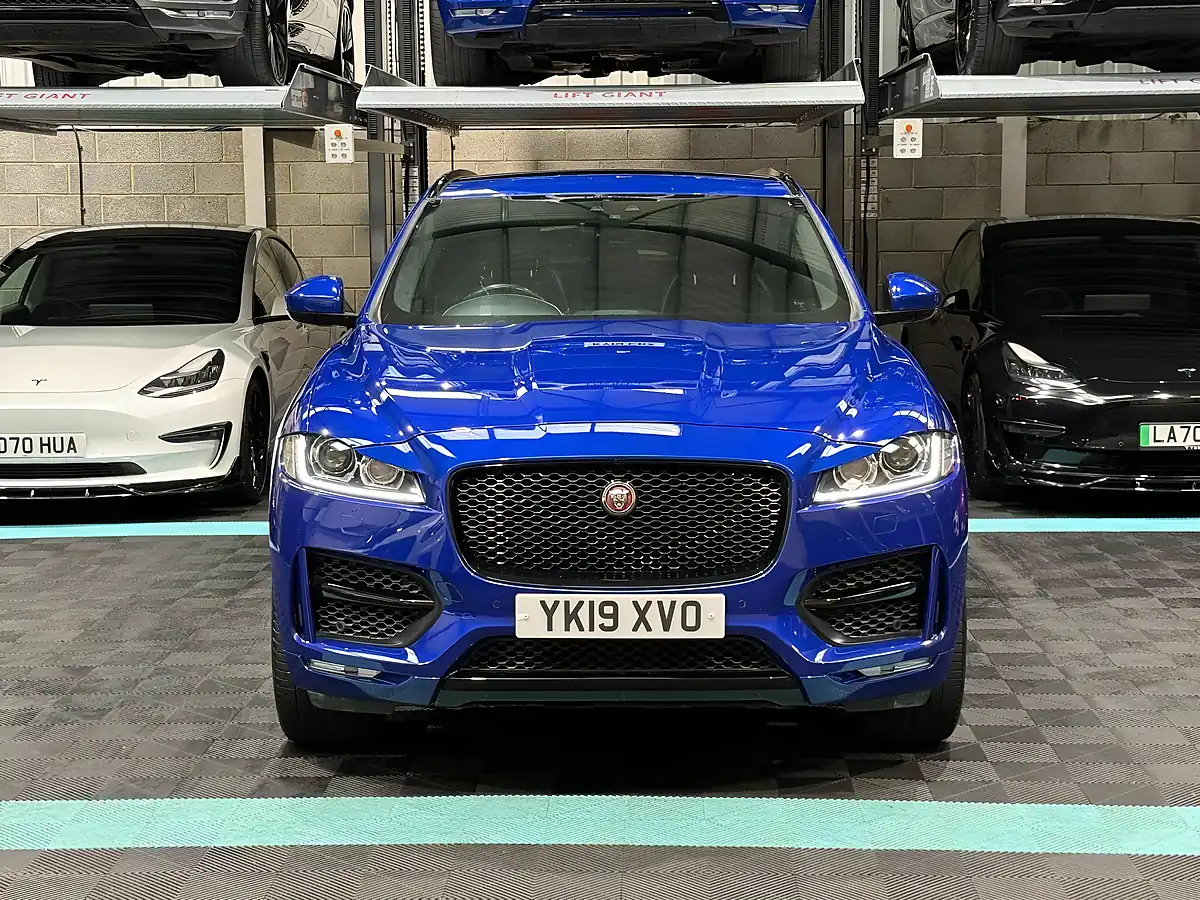 Used 2019 Jaguar F-Pace R-Sport Blue - Interior and Exterior details 4