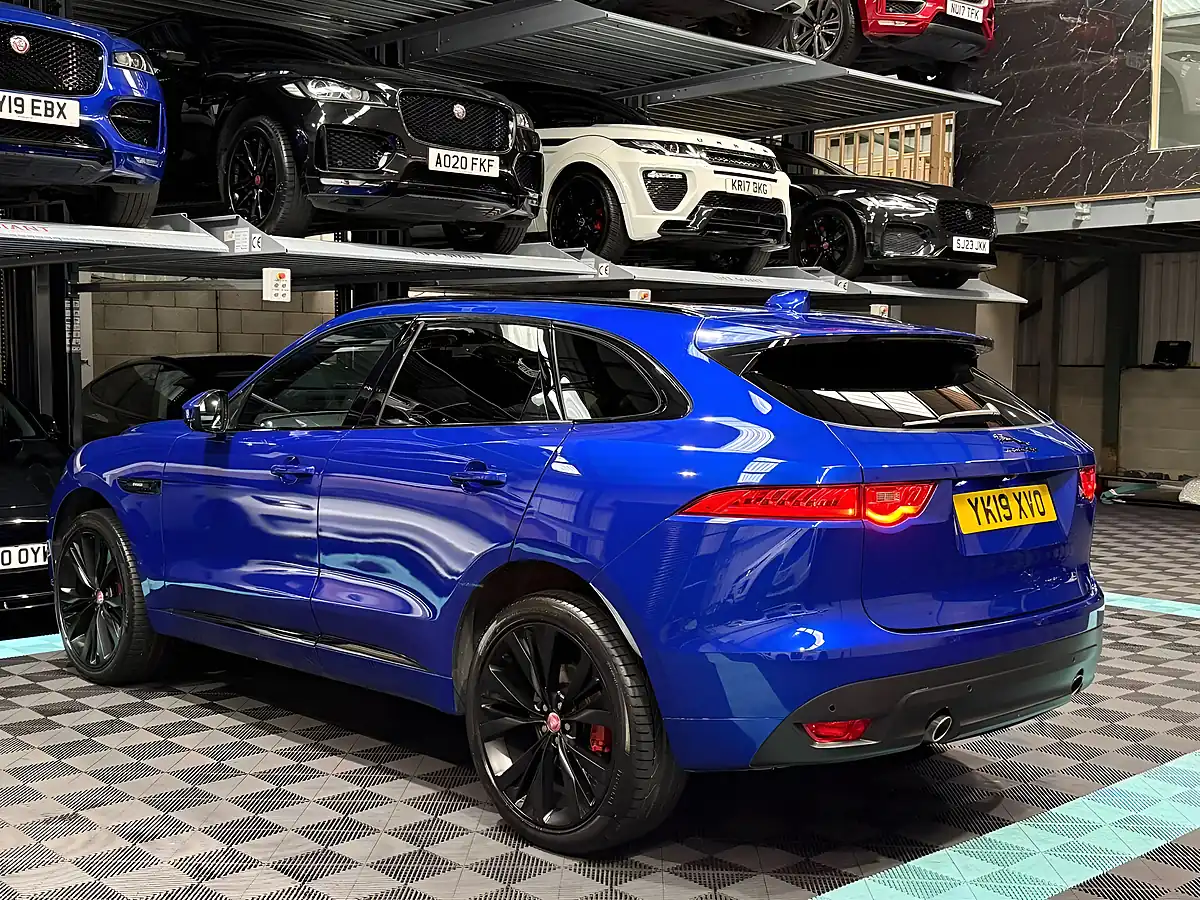 Used 2019 Jaguar F-Pace R-Sport Blue - Interior and Exterior details 7