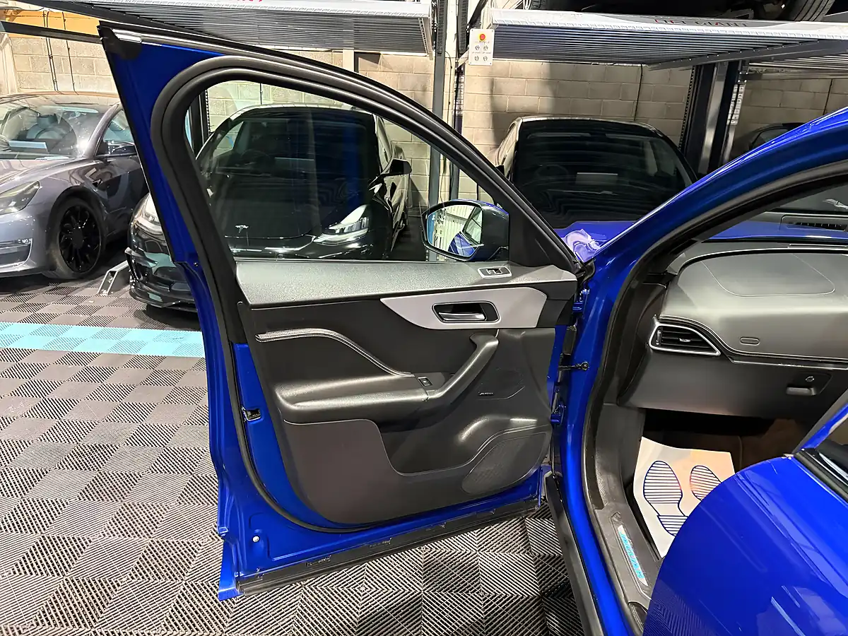 Used 2019 Jaguar F-Pace R-Sport Blue - Interior and Exterior details 16