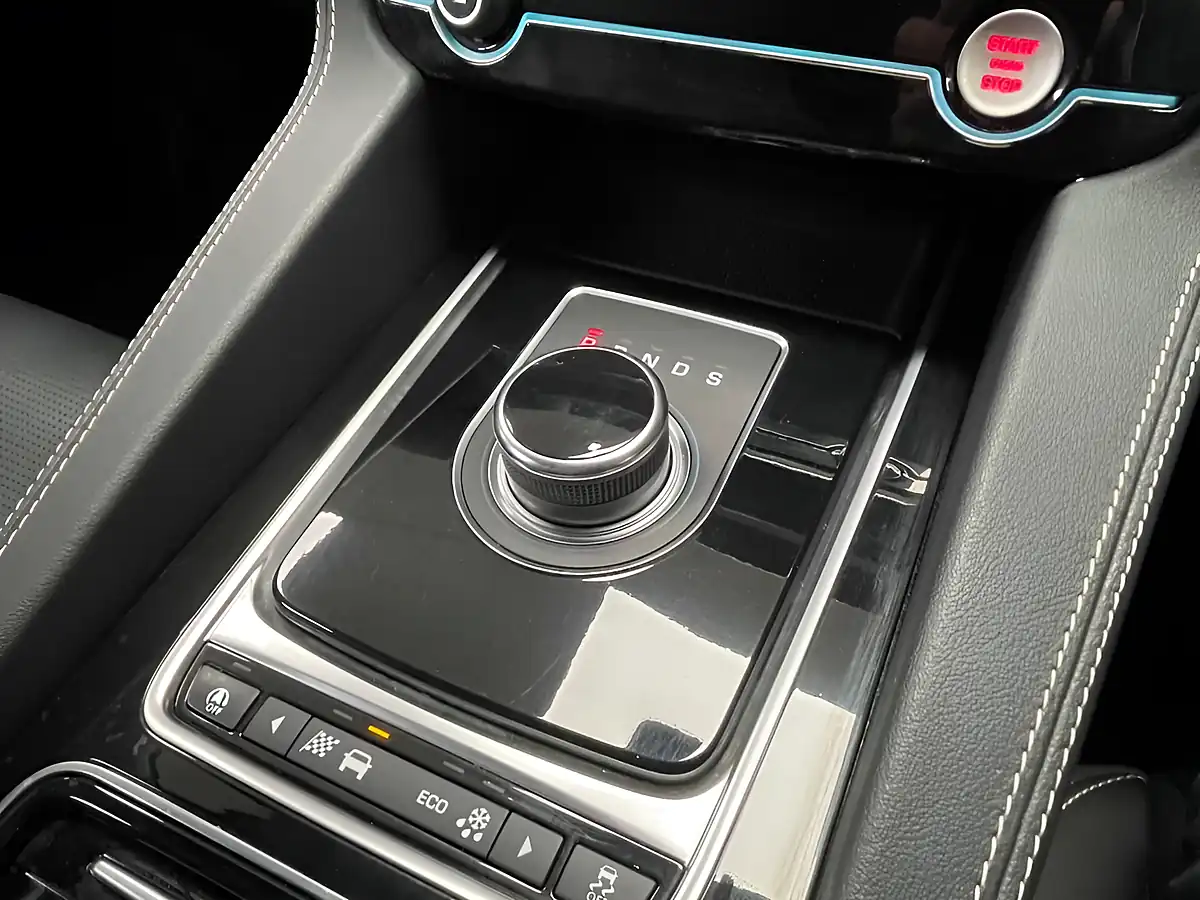 Used 2019 Jaguar F-Pace R-Sport Eiger Grey - Interior and Exterior details 20