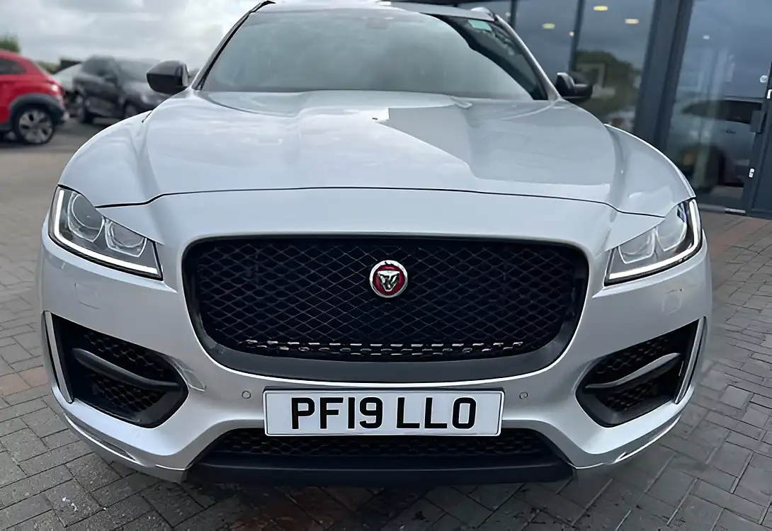 Used 2019 Jaguar F-Pace R-Sport Indus Silver - Interior and Exterior details 3