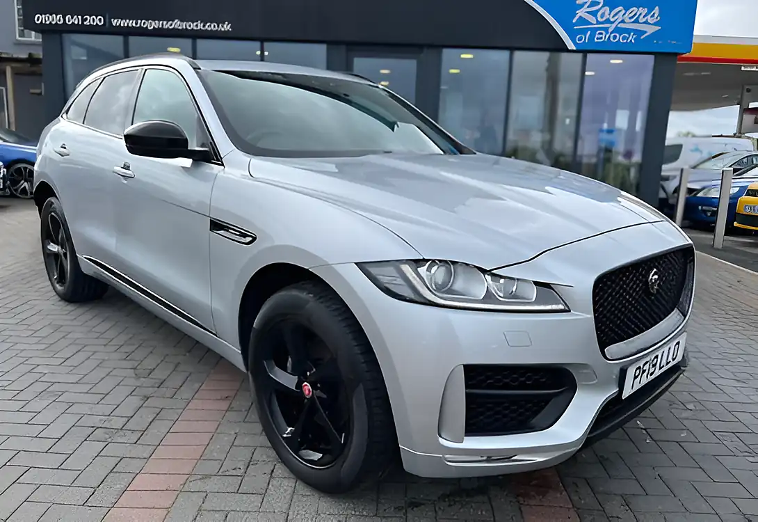 Used 2019 Jaguar F-Pace R-Sport Indus Silver - Interior and Exterior details 4