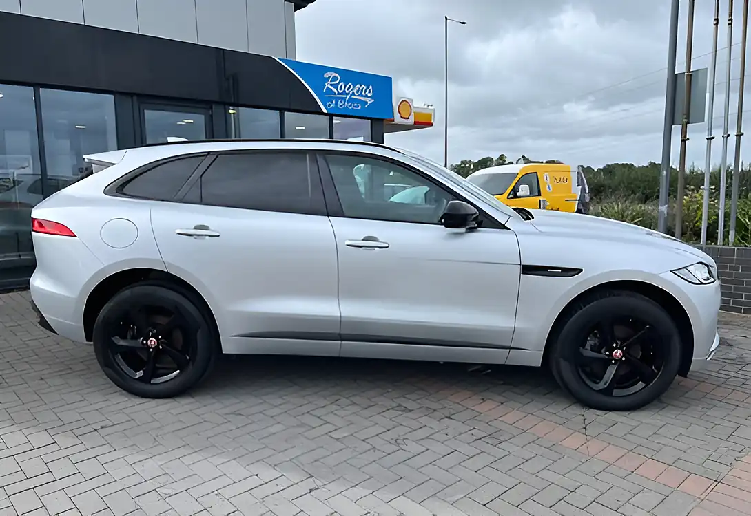 Used 2019 Jaguar F-Pace R-Sport Indus Silver - Interior and Exterior details 5