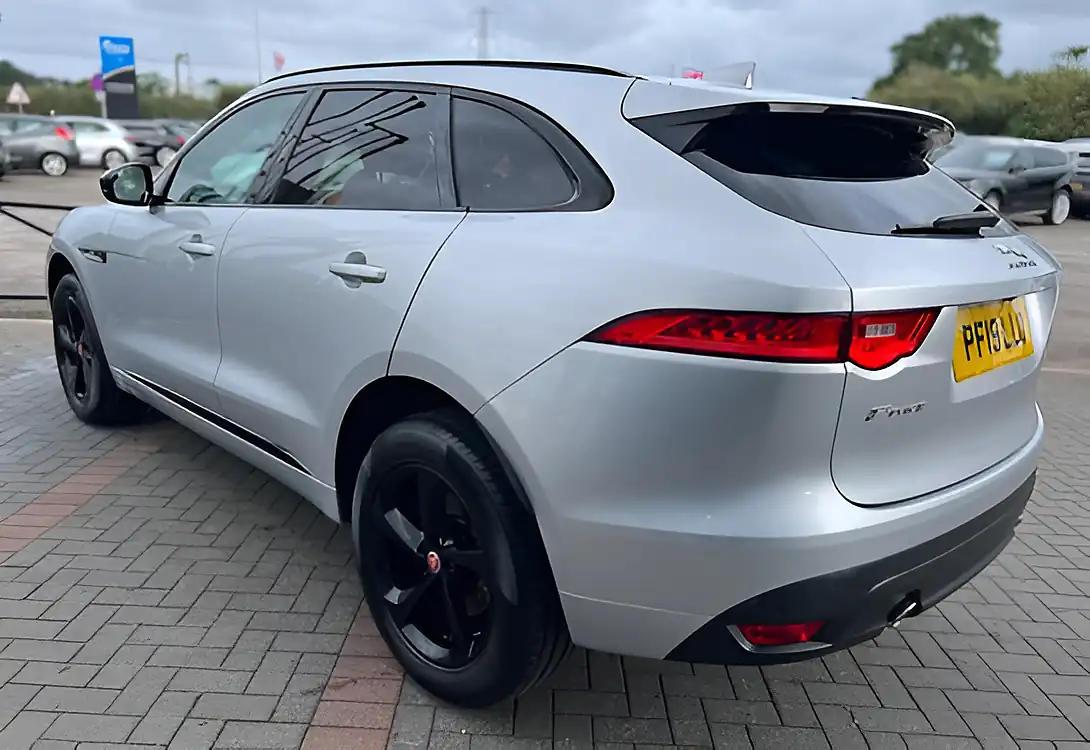 Used 2019 Jaguar F-Pace R-Sport Indus Silver - Interior and Exterior details 8