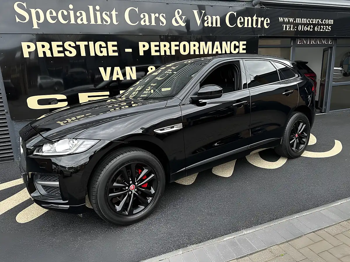 Used 2019 Jaguar F-Pace R-Sport Narvik Black - Interior and Exterior details 4