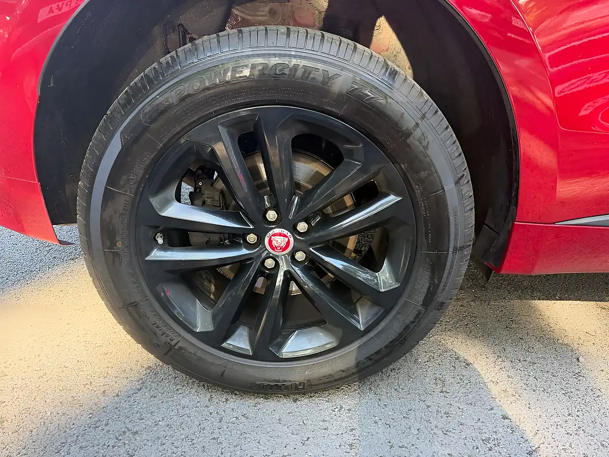 Used 2019 Jaguar F-Pace R-Sport Red - Interior and Exterior details 10