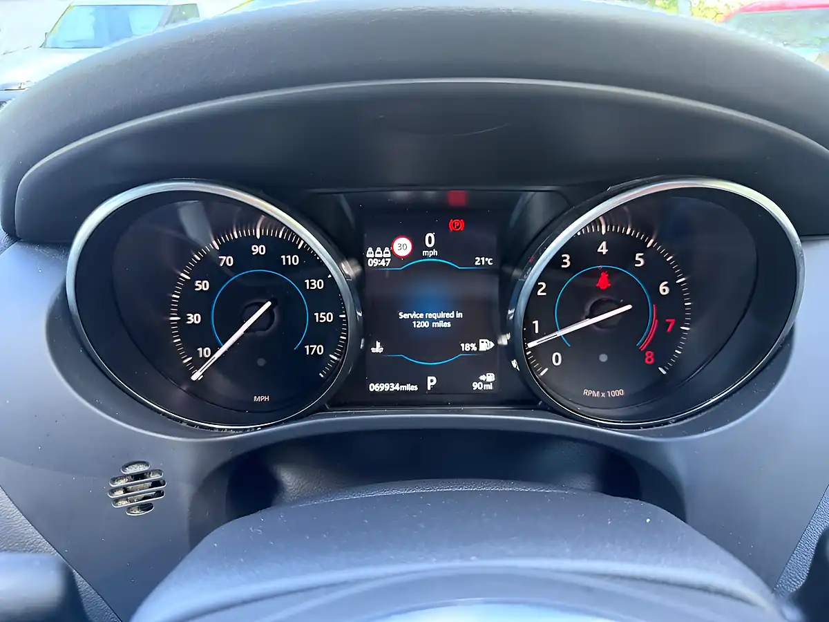 Used 2019 Jaguar F-Pace R-Sport Red - Interior and Exterior details 16