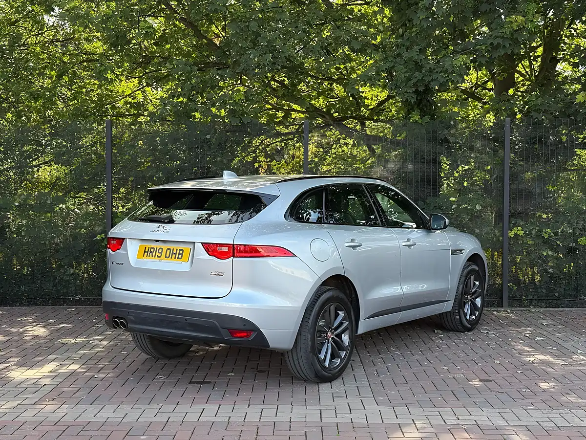 Used 2019 Jaguar F-Pace R-Sport Silver - Interior and Exterior details 9