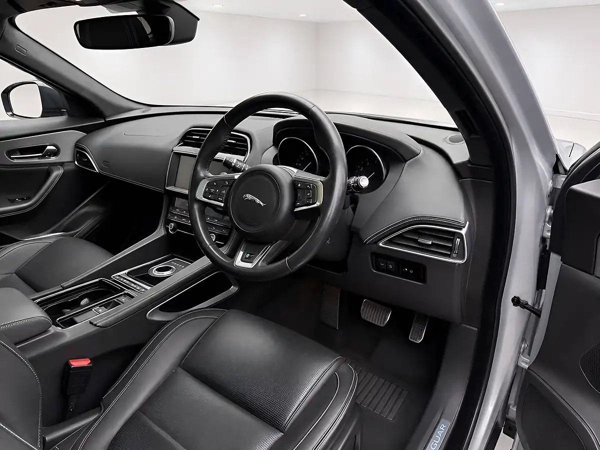 Used 2019 Jaguar F-Pace R-Sport Silver - Interior and Exterior details 6