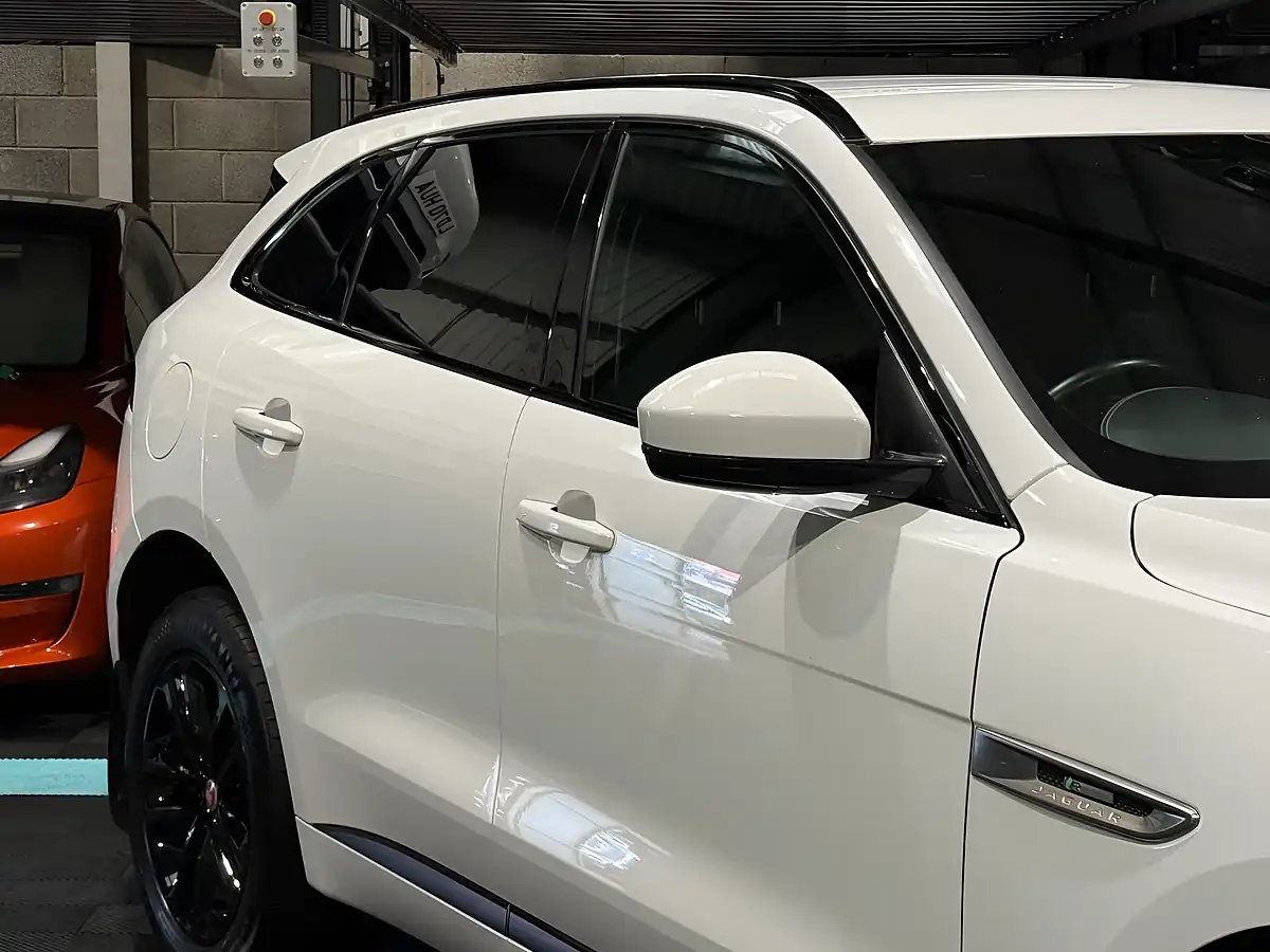 Used 2019 Jaguar F-Pace R-Sport White - Interior and Exterior details 13