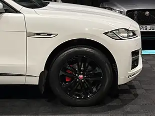 Used 2019 Jaguar F-Pace R-Sport White - Interior and Exterior details 15