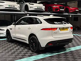 Used 2019 Jaguar F-Pace R-Sport White - Interior and Exterior details 7