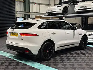 Used 2019 Jaguar F-Pace R-Sport White - Interior and Exterior details 9