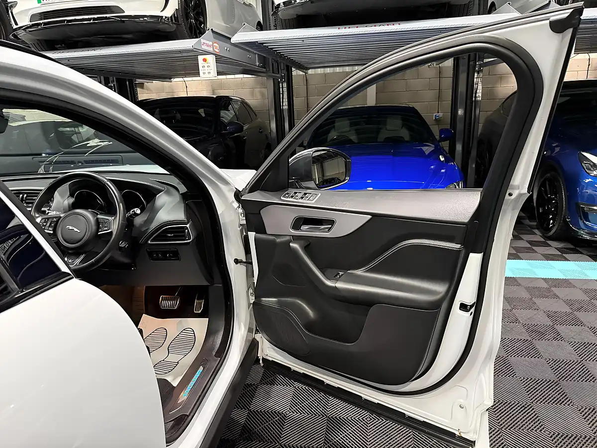 Used 2019 Jaguar F-Pace R-Sport White - Interior and Exterior details 13