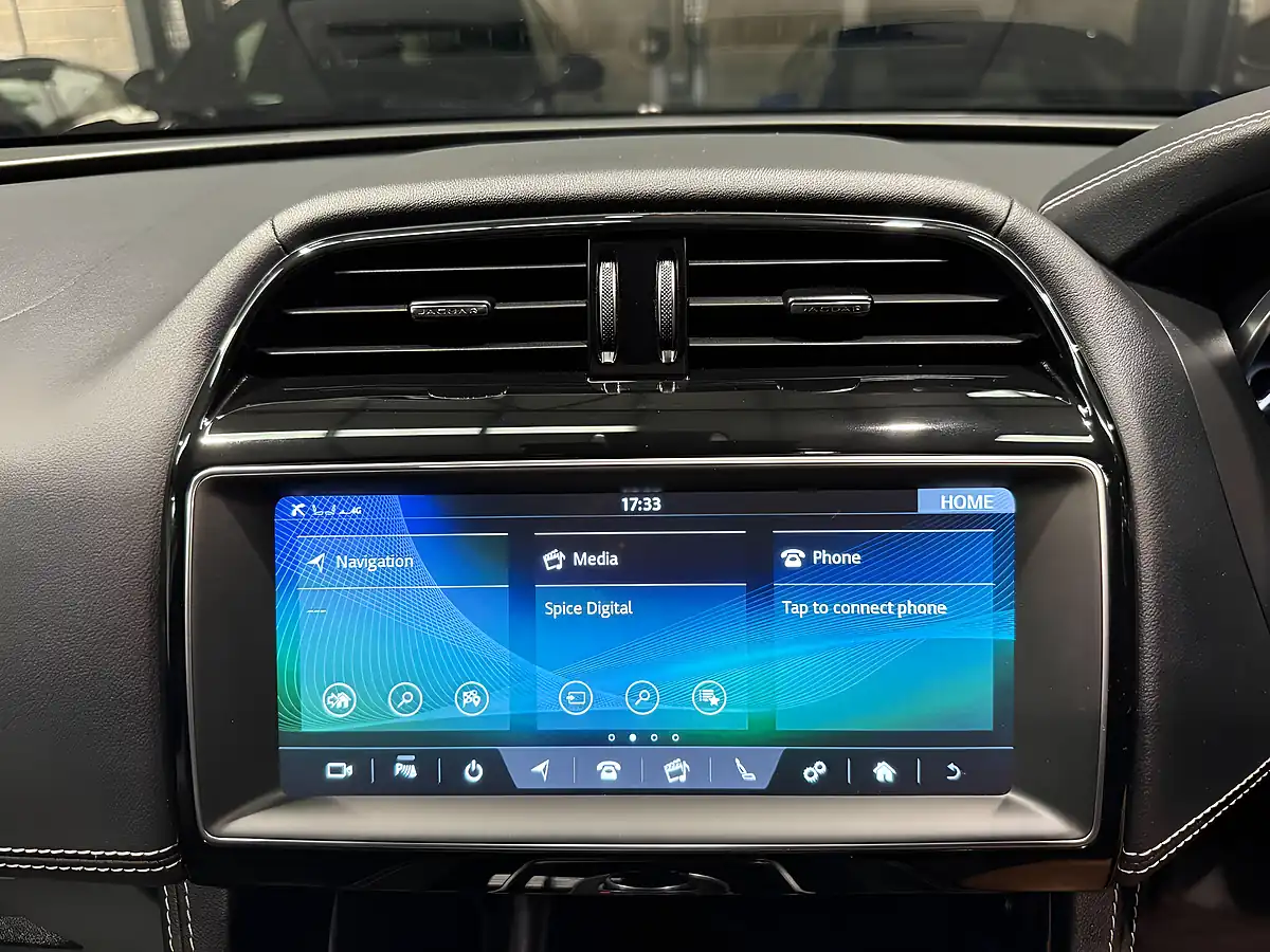 Used 2019 Jaguar F-Pace R-Sport White - Interior and Exterior details 18