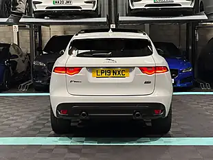Used 2019 Jaguar F-Pace R-Sport White - Interior and Exterior details 8