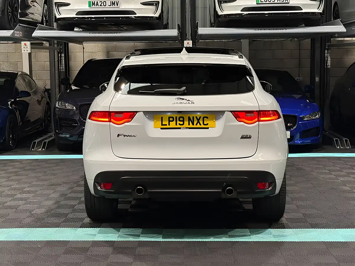 Used 2019 Jaguar F-Pace R-Sport White - Interior and Exterior details 8