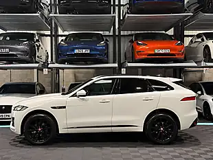 Used 2019 Jaguar F-Pace R-Sport White - Interior and Exterior details 6