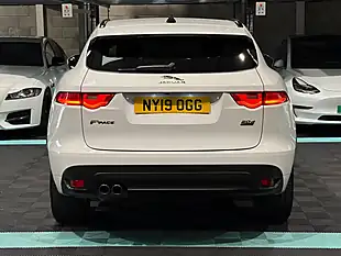 Used 2019 Jaguar F-Pace R-Sport White - Interior and Exterior details 8