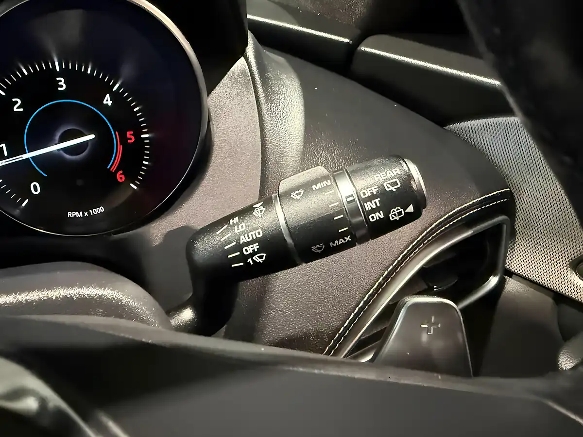 Used 2019 Jaguar F-Pace R-Sport White - Interior and Exterior details 17