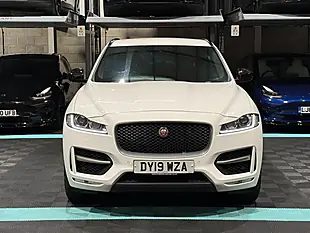Used 2019 Jaguar F-Pace R-Sport White - Interior and Exterior details 4