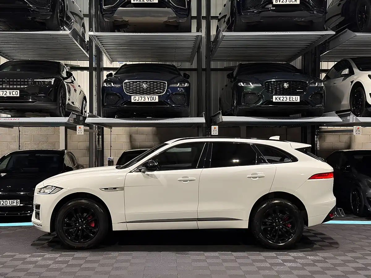 Used 2019 Jaguar F-Pace R-Sport White - Interior and Exterior details 6