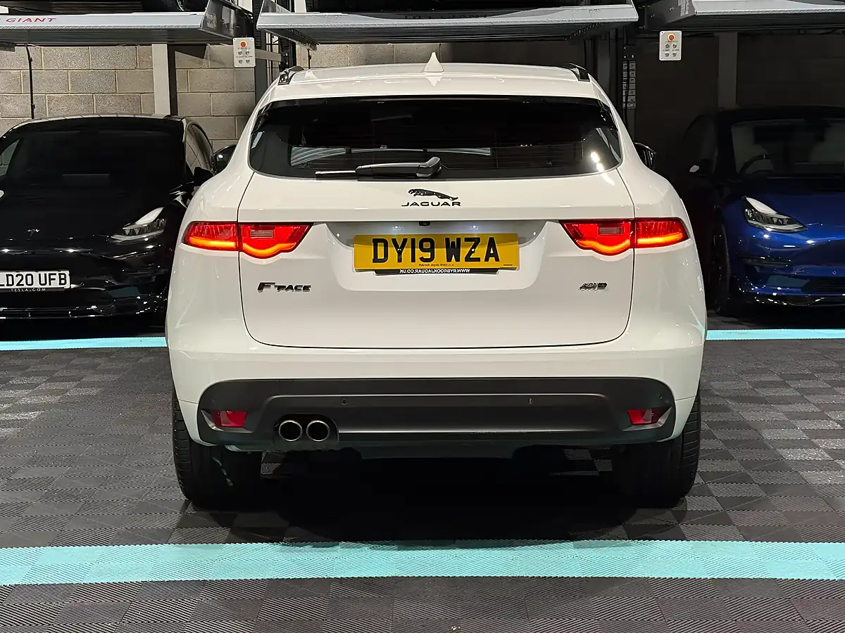Used 2019 Jaguar F-Pace R-Sport White - Interior and Exterior details 8