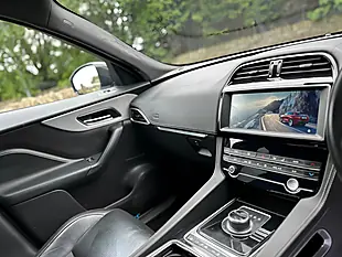 Used 2019 Jaguar F-Pace R-Sport White - Interior and Exterior details 10