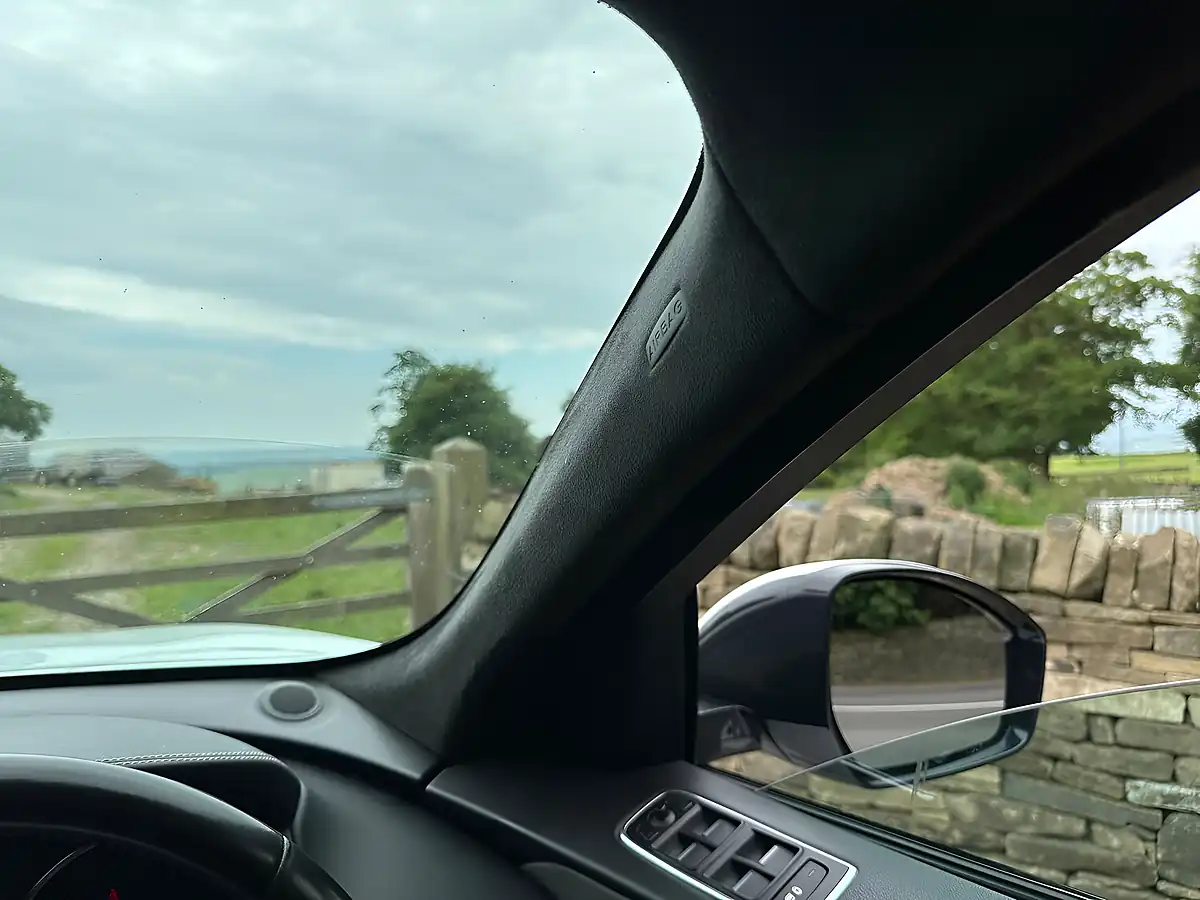 Used 2019 Jaguar F-Pace R-Sport White - Interior and Exterior details 19
