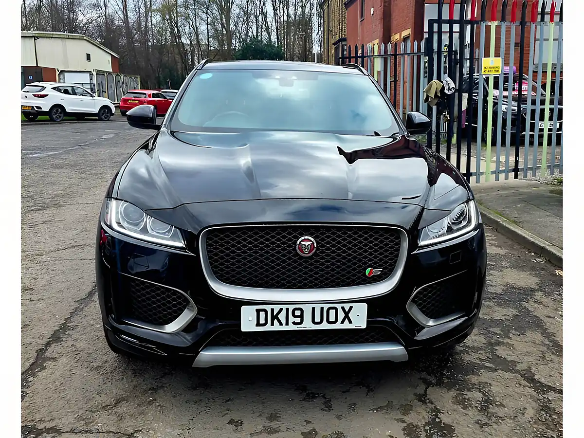 Used 2019 Jaguar F-Pace S Black - Interior and Exterior details 2