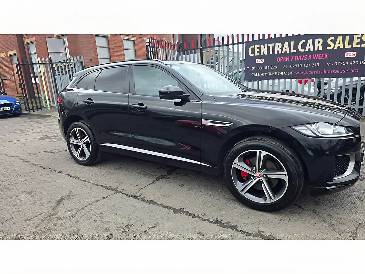 Used 2019 Jaguar F-Pace S Black - Interior and Exterior details 5