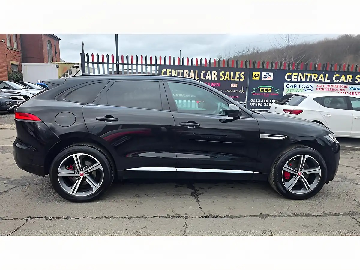 Used 2019 Jaguar F-Pace S Black - Interior and Exterior details 6