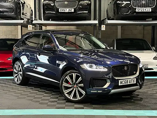 2019 Jaguar F-PACE 3.0 D300 S