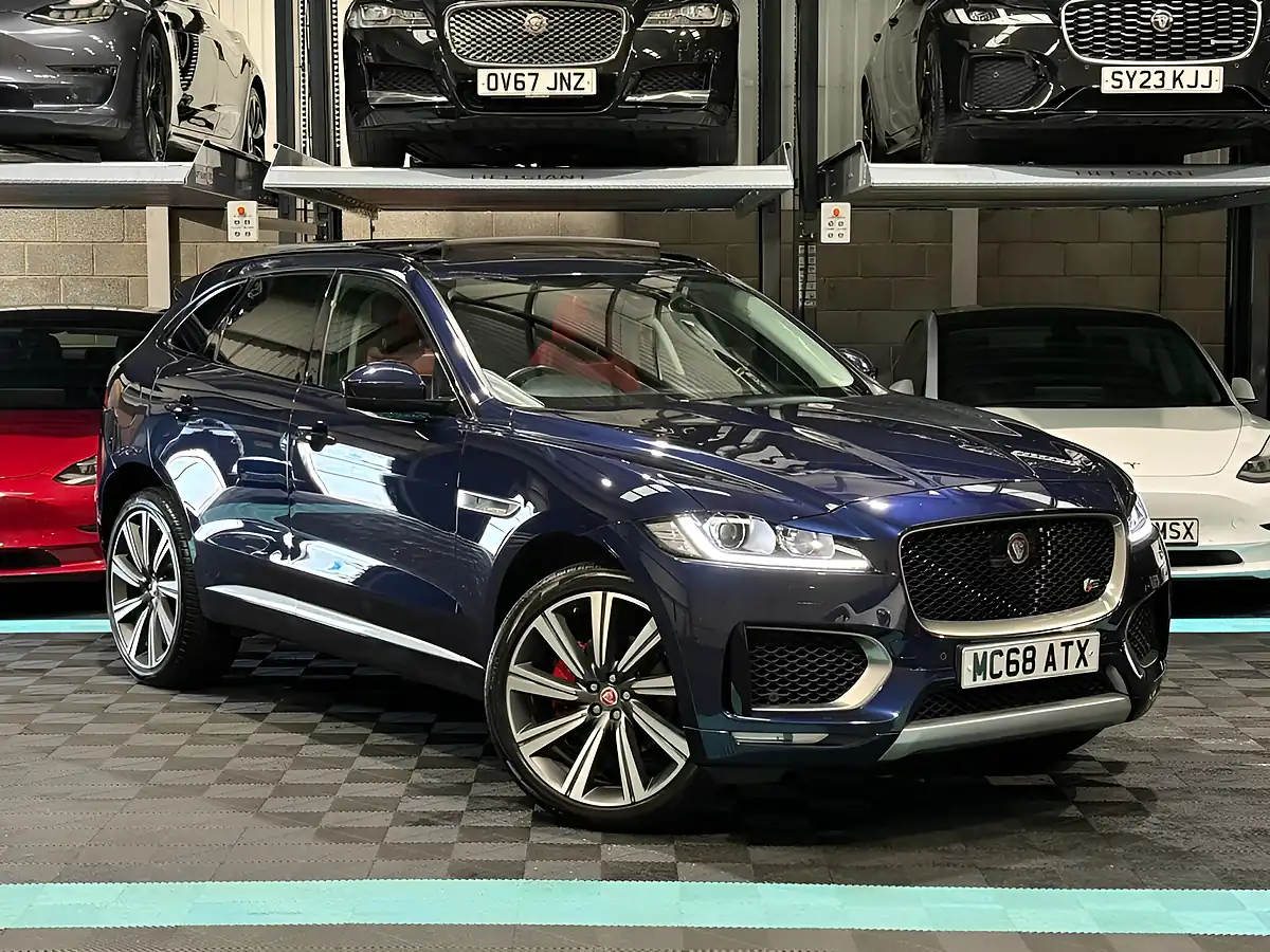 Used 2019 Jaguar F-Pace S Blue - Front View